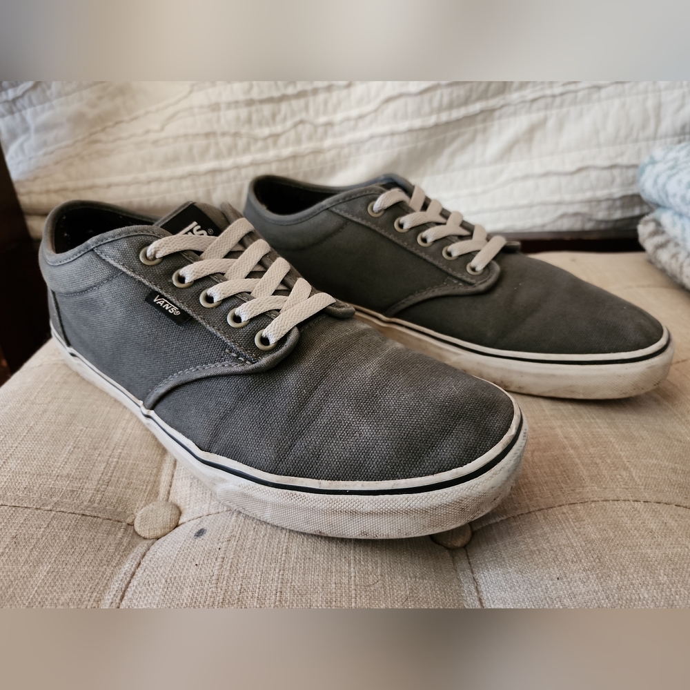 Vans Atwood